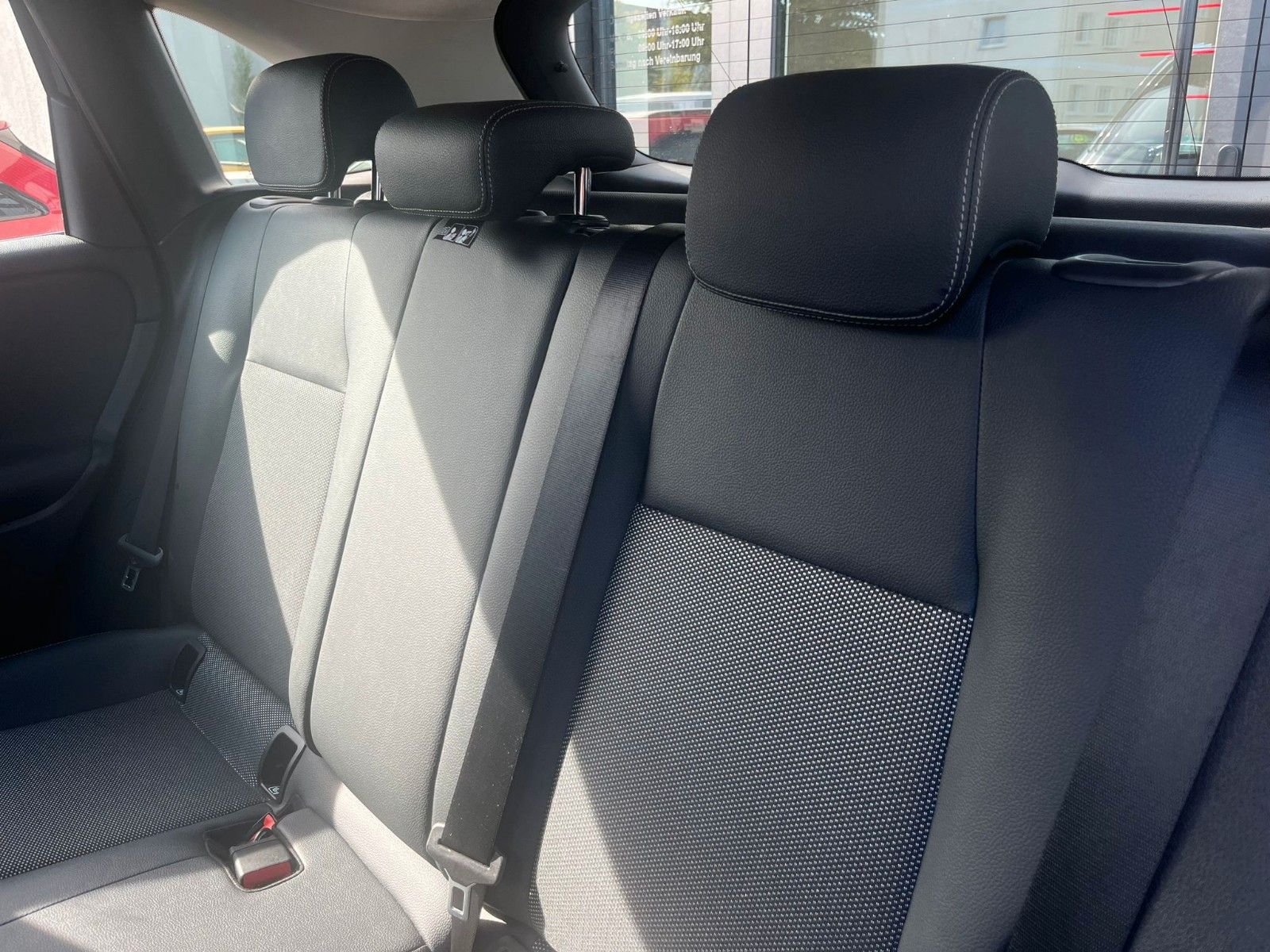Fahrzeugabbildung Mercedes-Benz B 250 B -Klasse B 250 e