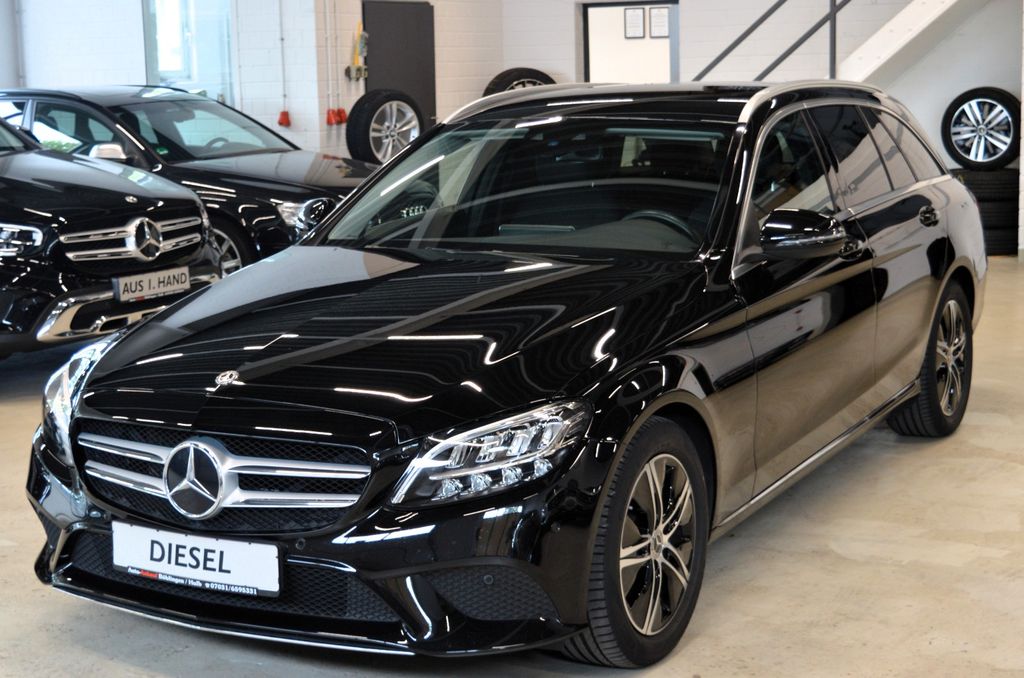 Image of Mercedes-Benz C 220