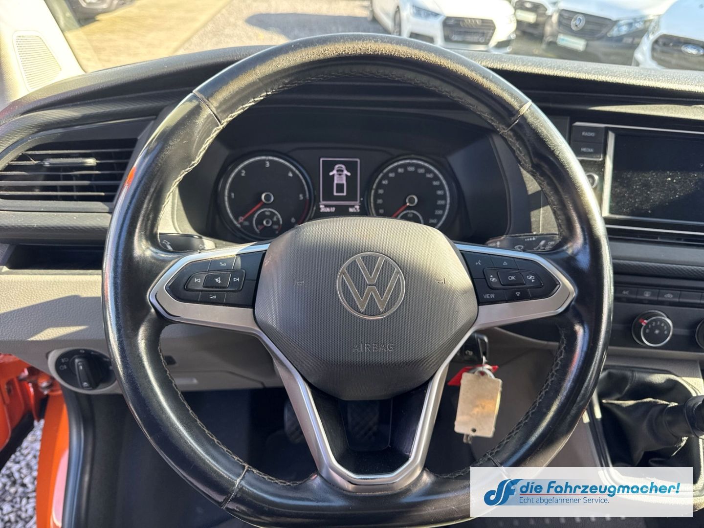 Fahrzeugabbildung Volkswagen Transporter T6.1 Pritsche 150PS Doppelkabine lan