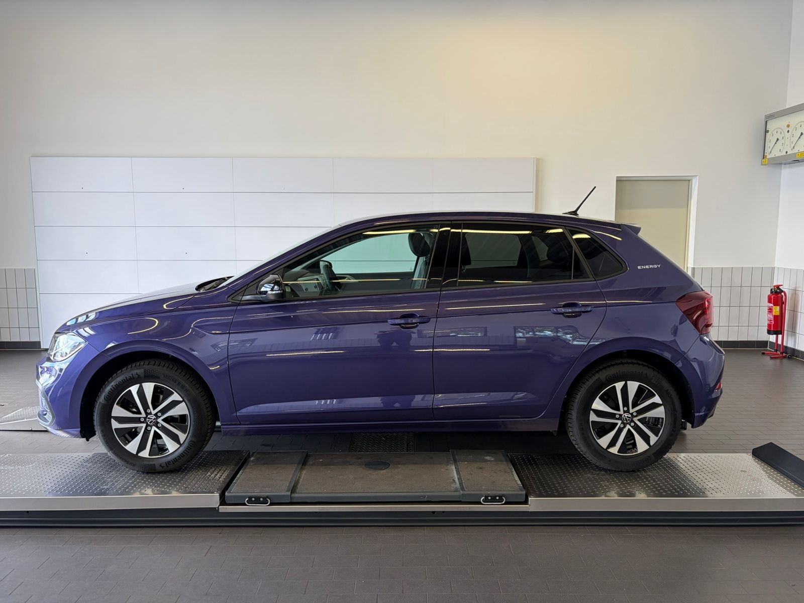 Fahrzeugabbildung Volkswagen Polo ENERGY 1.0 TSI *Navi, Ganzjahresreifen, Rüc