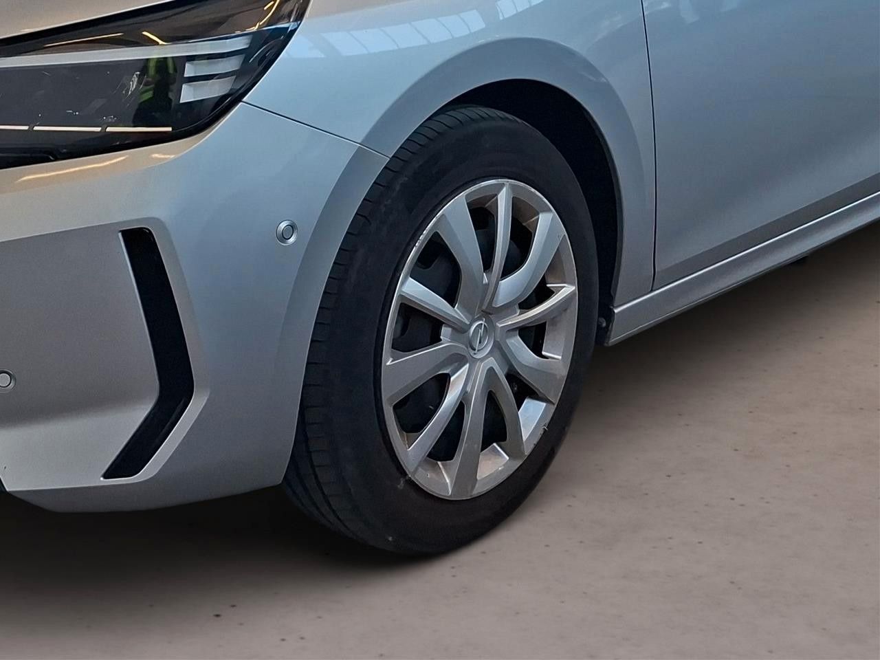 Fahrzeugabbildung Opel Corsa F 1.2 FACELIFT NAVI/LED/KAMERA/VIRTU./DAB+