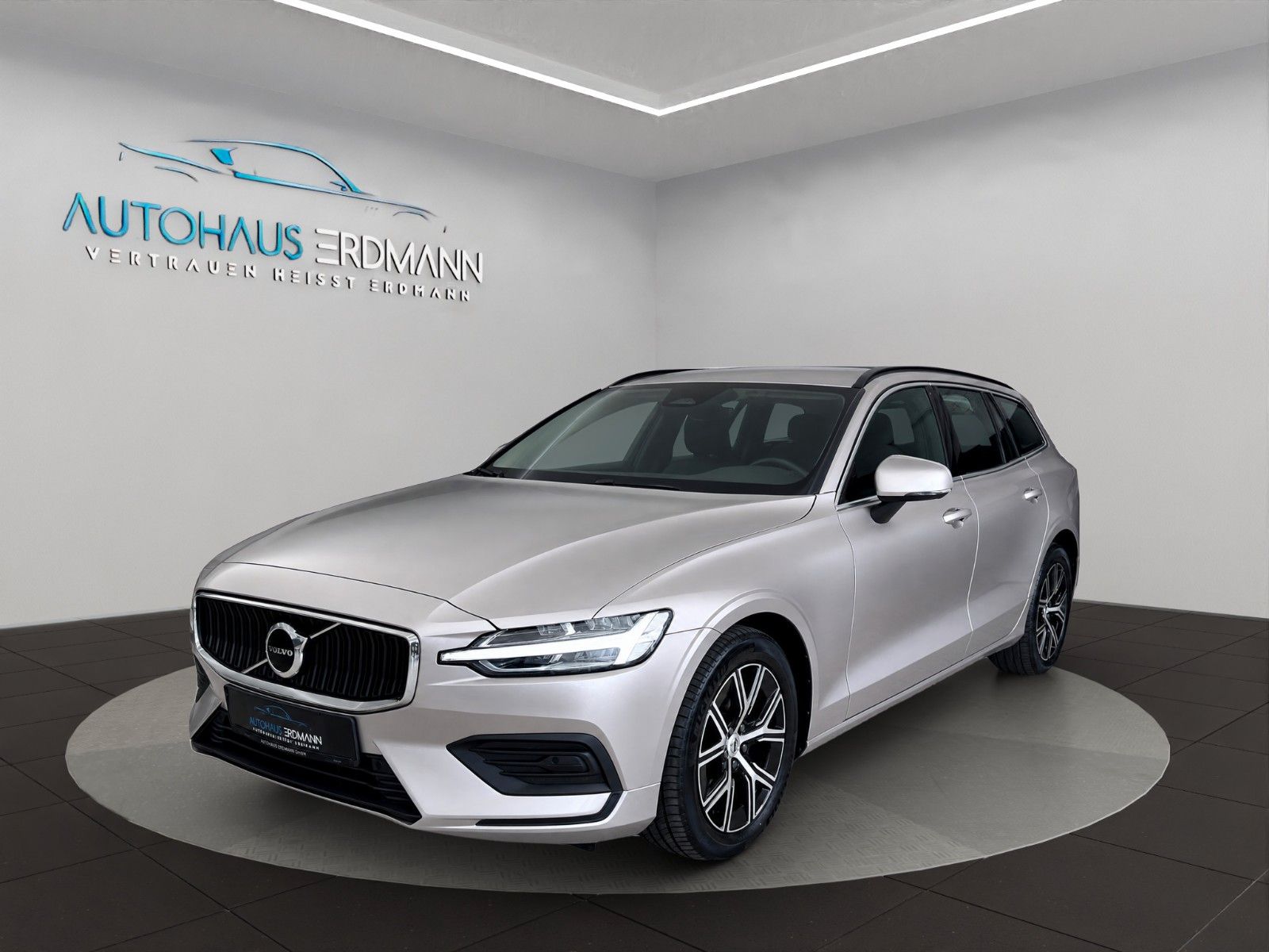 Volvo V60 Kombi Core 2,0 B4 Mild-Hybrid*Aut*Totw*1.Hd.