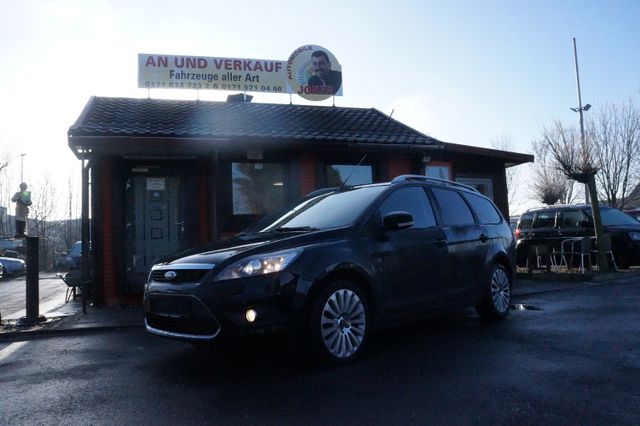 Ford Focus Turnier Titanium*Navi*Klima*Alu*Euro5*