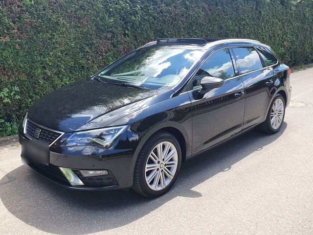 SEAT Seat Leon ST 2.0TDI DSG AHK PANO LED BEATS...