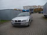 BMW 320 3 Touring 320i Automatik*AHK*Klima - BMW 320 aus 2001: 320i