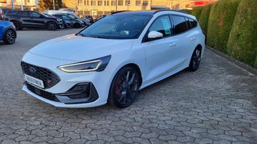 Fahrzeugabbildung Ford Focus Turnier ST X