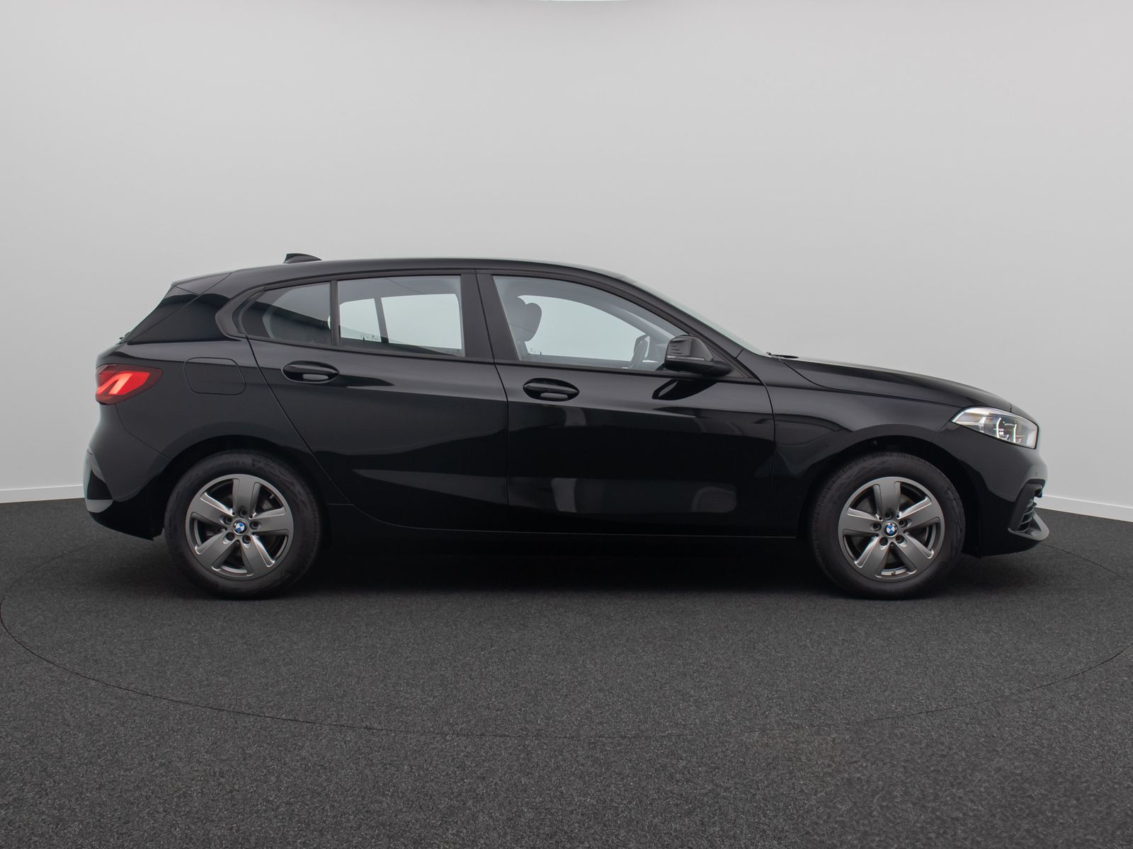 Fahrzeugabbildung BMW 118i GeschwindigReg LED PDC CockpitPro DAB WLAN