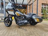 Harley-Davidson Sport Glide Custom - gebrauchte Motorräder in Rostock