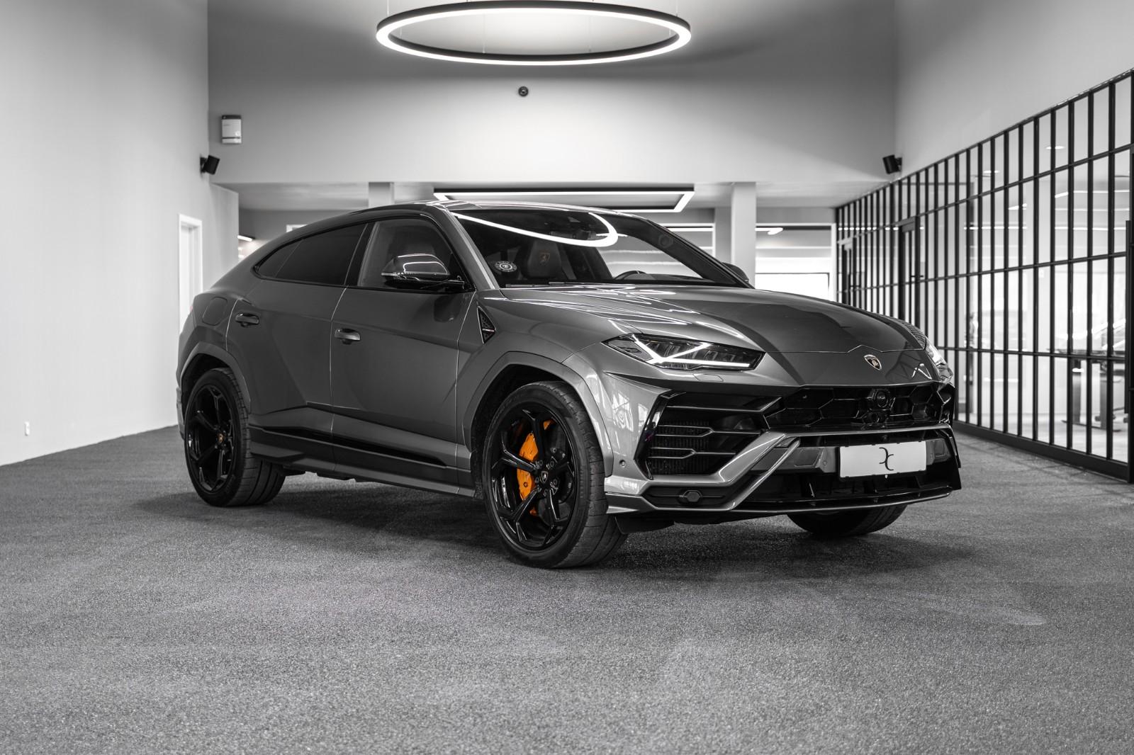 Lamborghini Urus 4.0 V8 *B&O *4-Zone *Akropovic