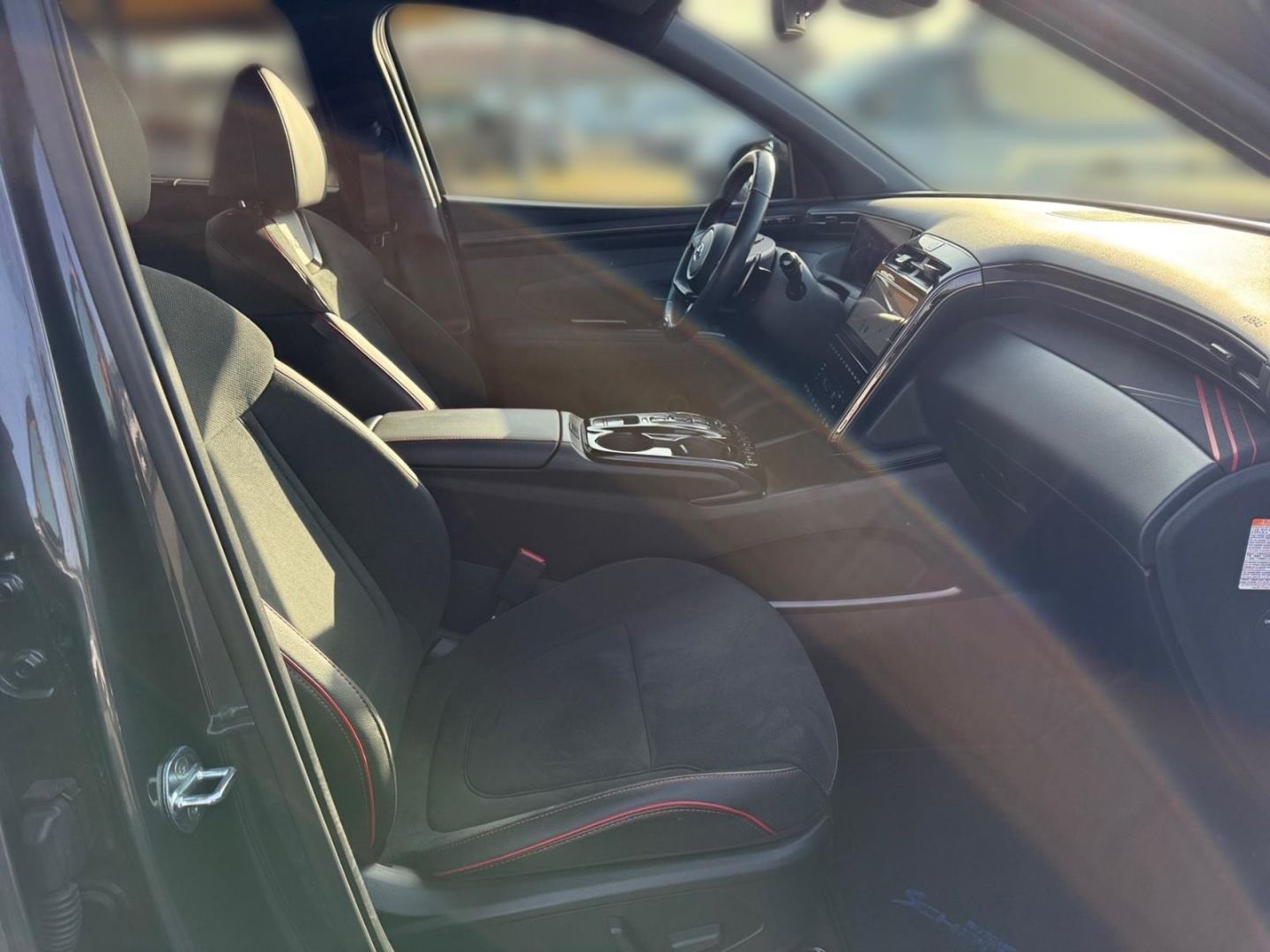 Fahrzeugabbildung Hyundai Tucson N-Line Plug-In Hybrid 4WD Sportpaket PDC