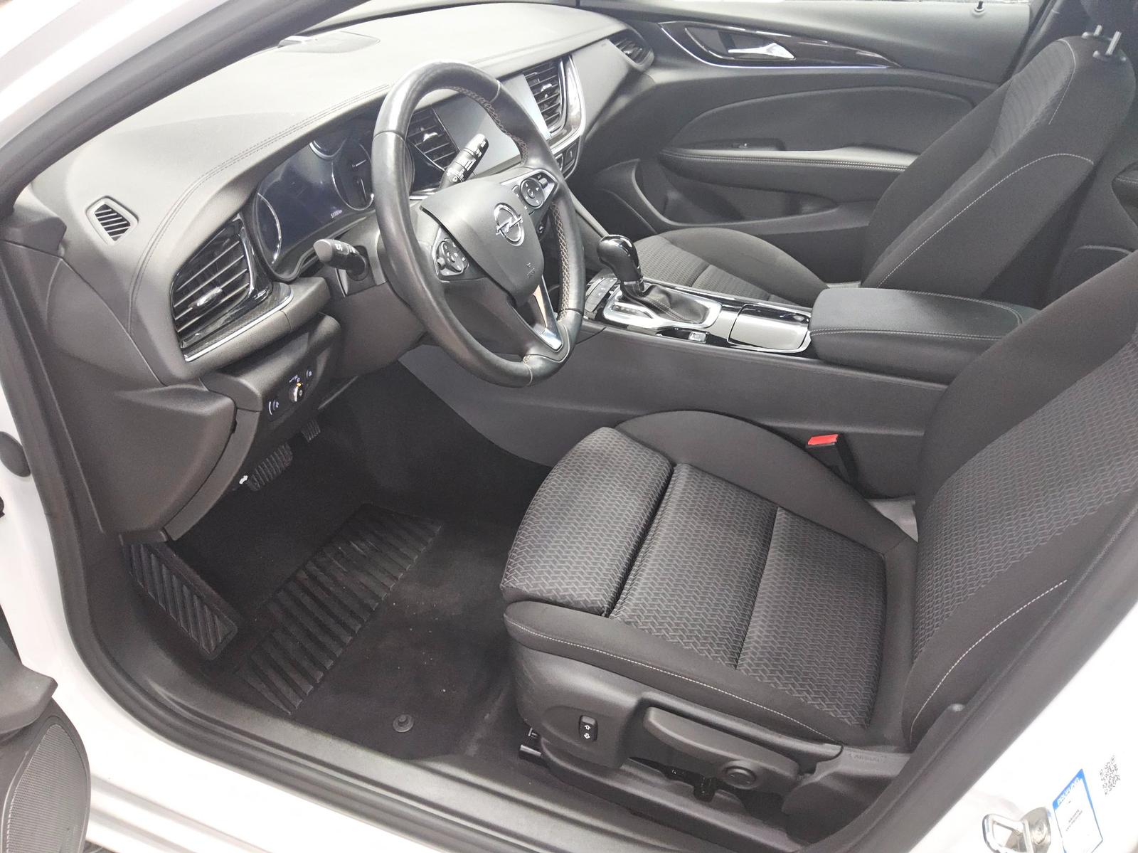 Opel Insignia ST 1.5 D Business Ed. Navi LED Tempomat