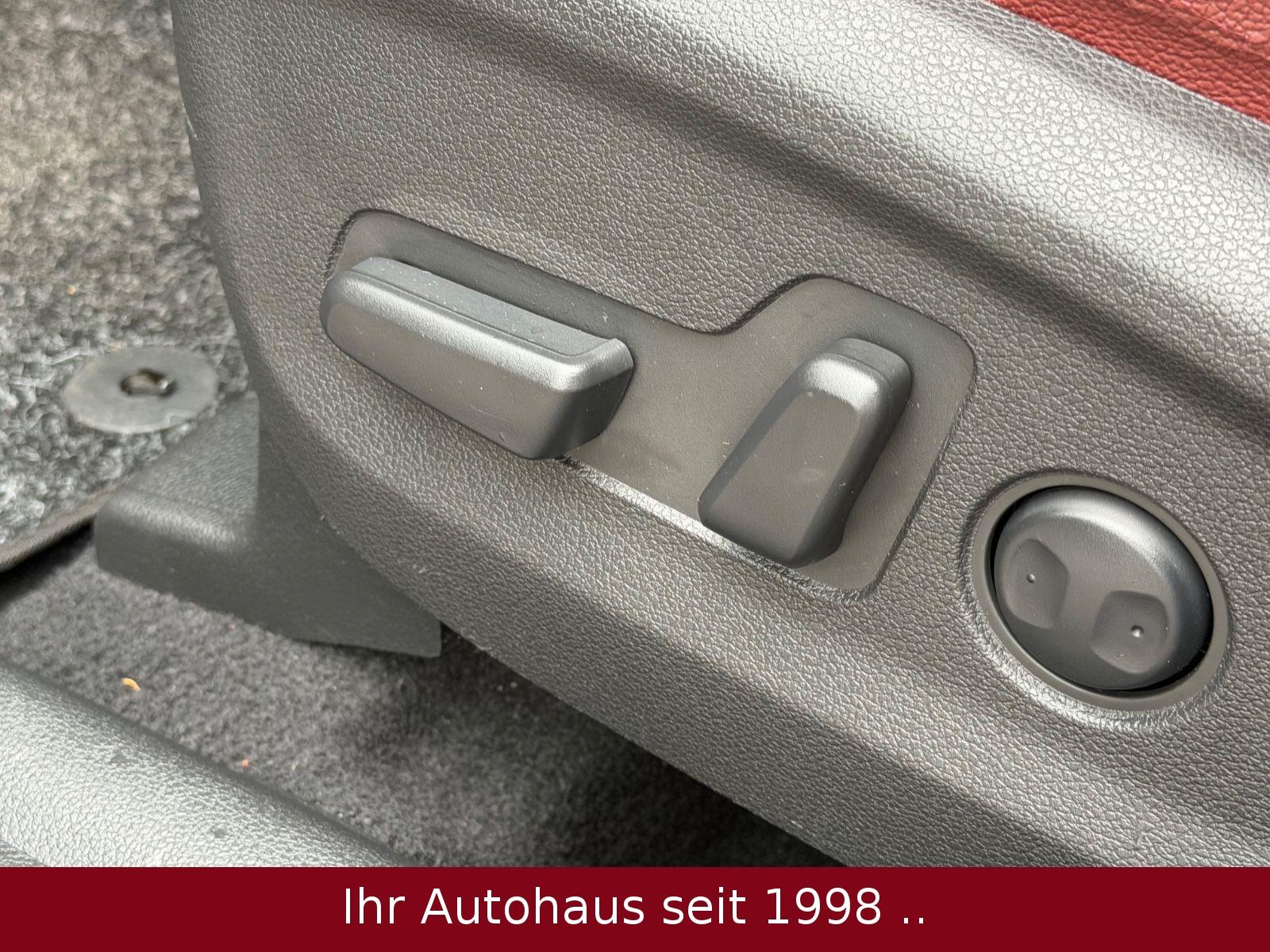 Hyundai Tucson 1.7 CRDi Premium Aut. *LED/AHK/CAM/LEDER*