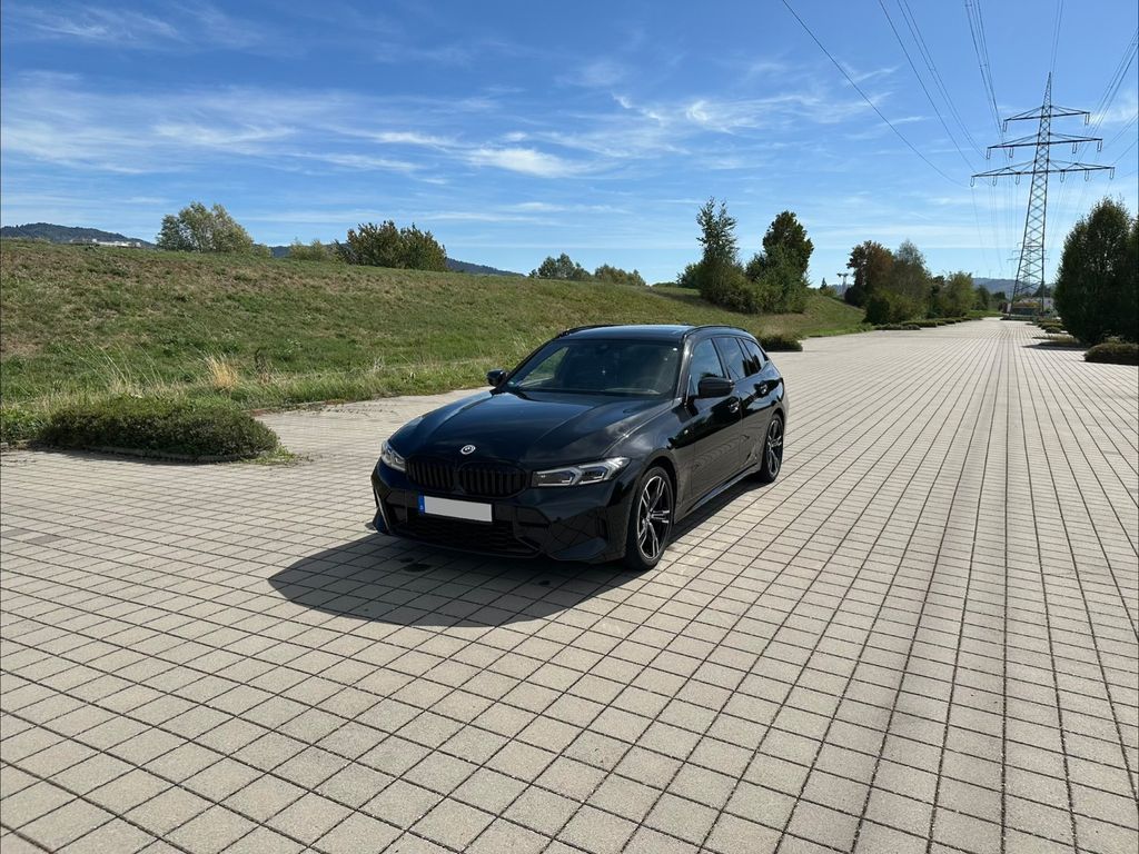 Image of BMW 320