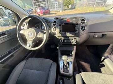 Volkswagen Golf - 11