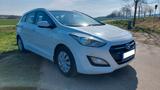 Hyundai i30 blue 1.6CRDi Style; 7-gang Automatik - Hyundai i30: Crdi Style