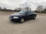 Audi A4 1.8 B5  - Audi A4 aus 2000: 1.8