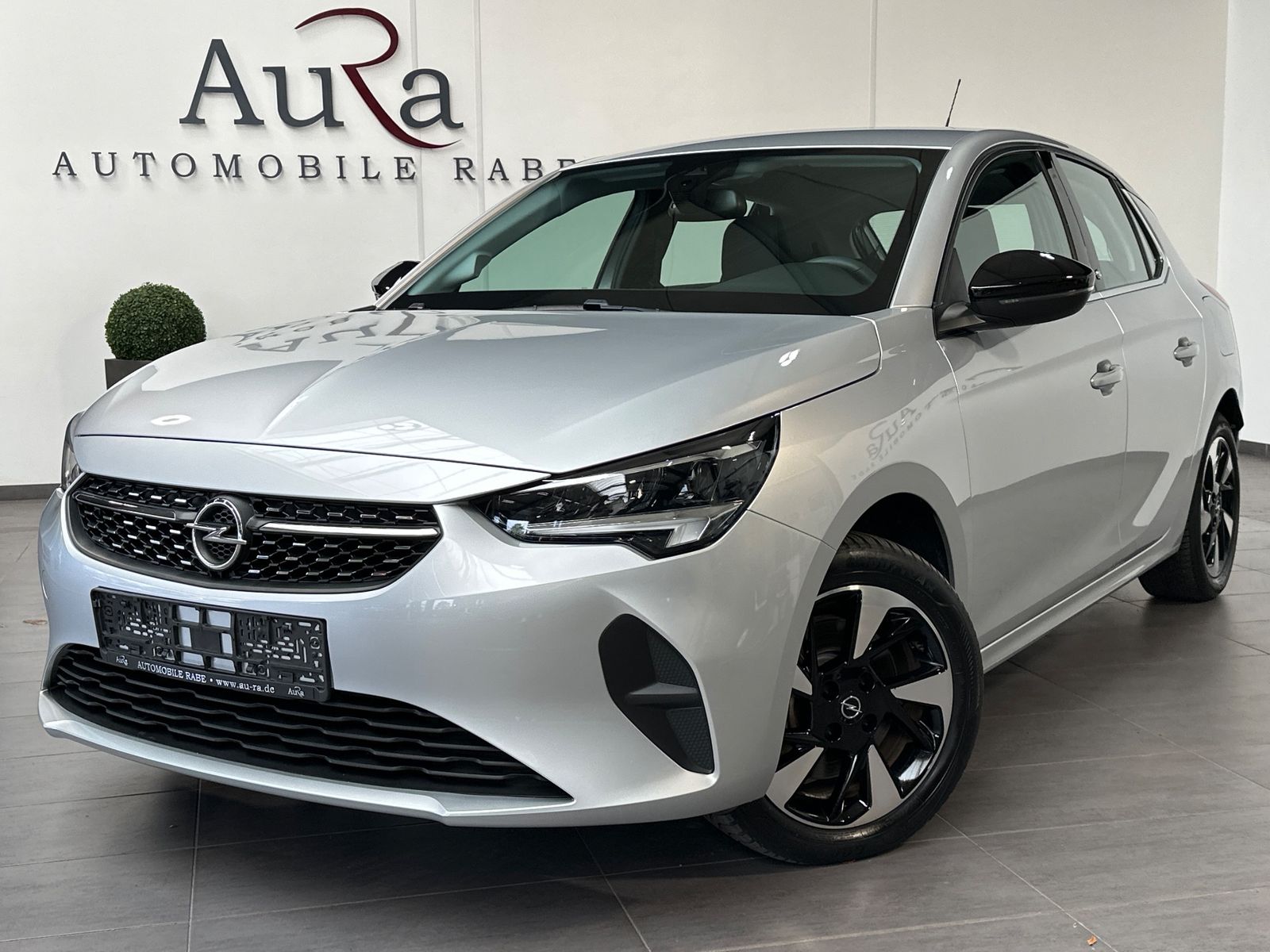 Fahrzeugabbildung Opel Corsa e Elegance NAV+LED+VCOCK+CARPLAY+PP+16ZOLL
