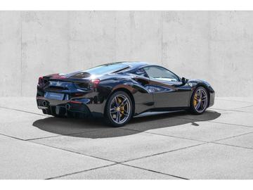 2015 Ferrari 488 GTB 照片 6