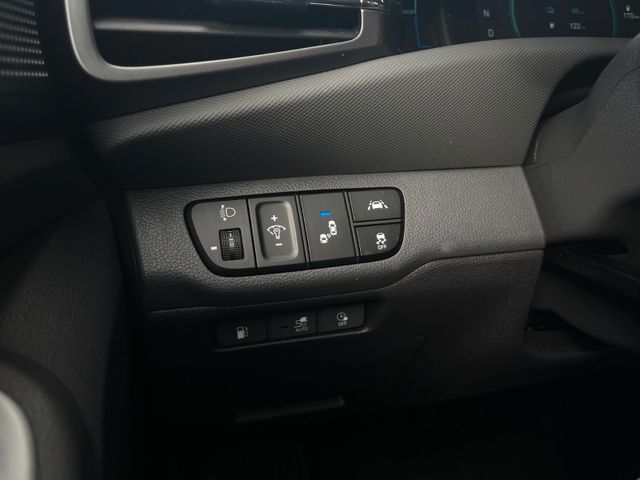 Fahrzeugabbildung Hyundai IONIQ FL 1.6 PHEV PRIME LED SHZ LEDER SD