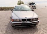BMW 523i  E39 - BMW 523: 523i E39