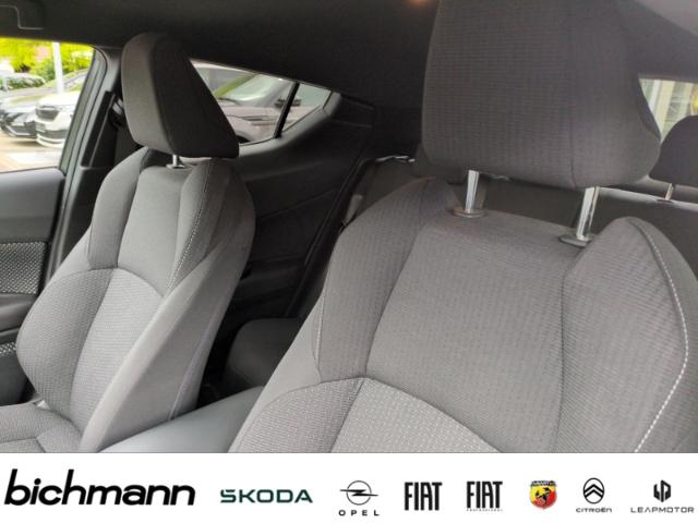 Toyota C-HR TeamD 4x4 AT Kli2 18'' RFK DAB USB
