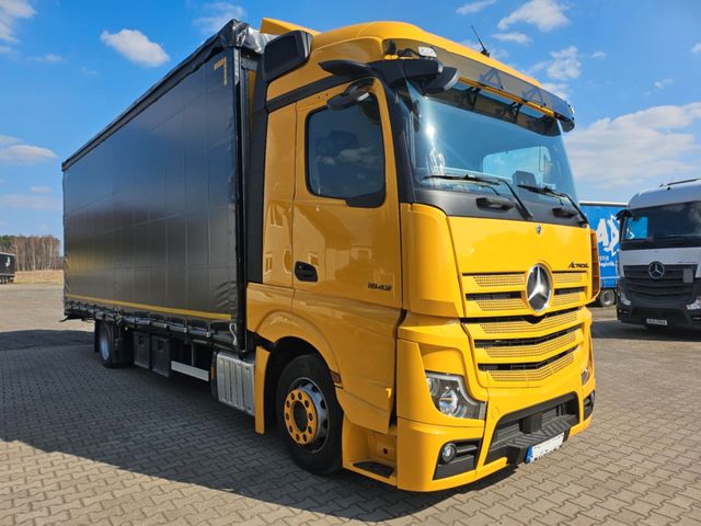 Mercedes-Benz Actros  L 1843