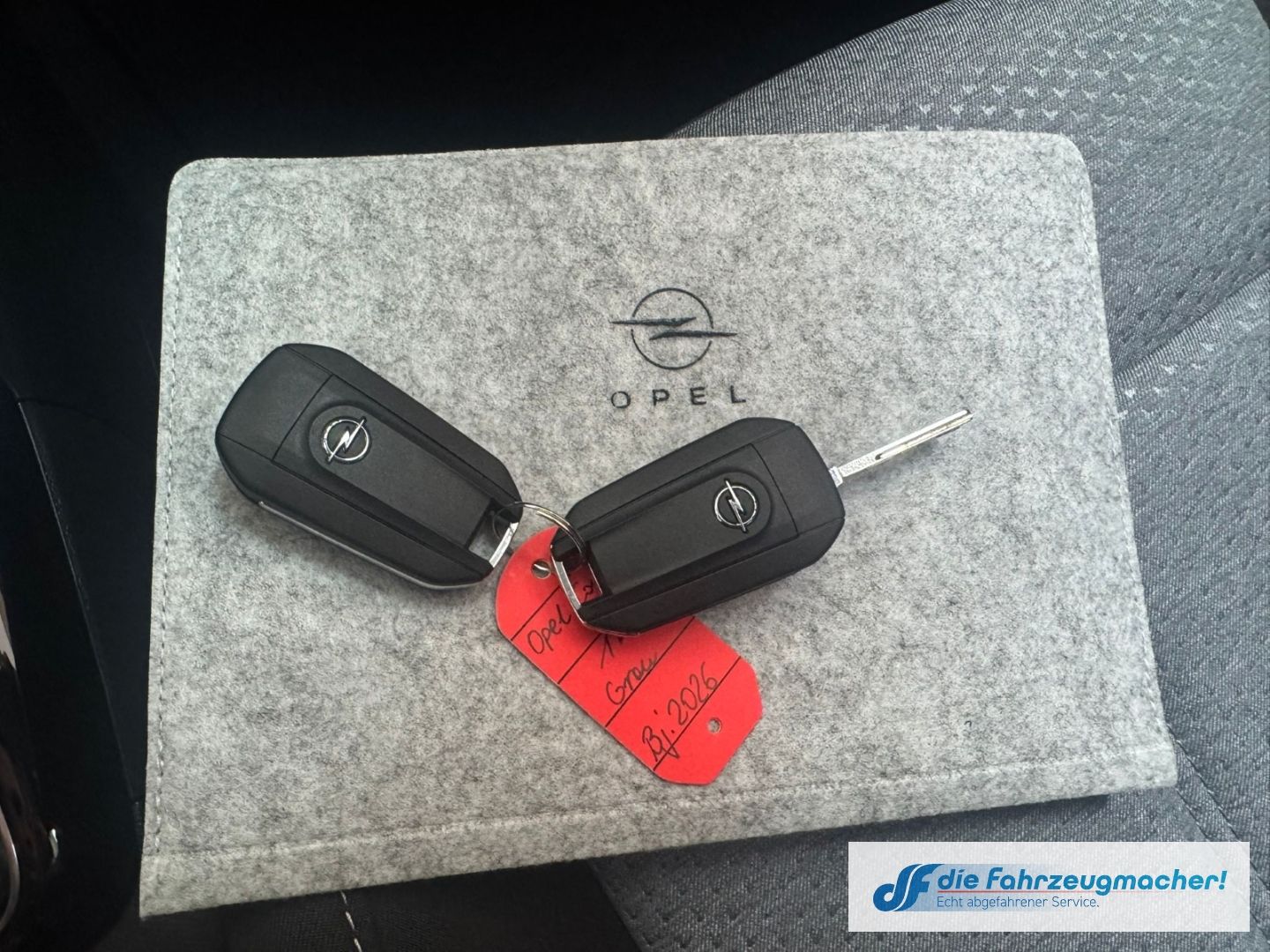 Fahrzeugabbildung Opel Corsa F Sitzhzg, Kamera* LED Apple CarPlay DAB