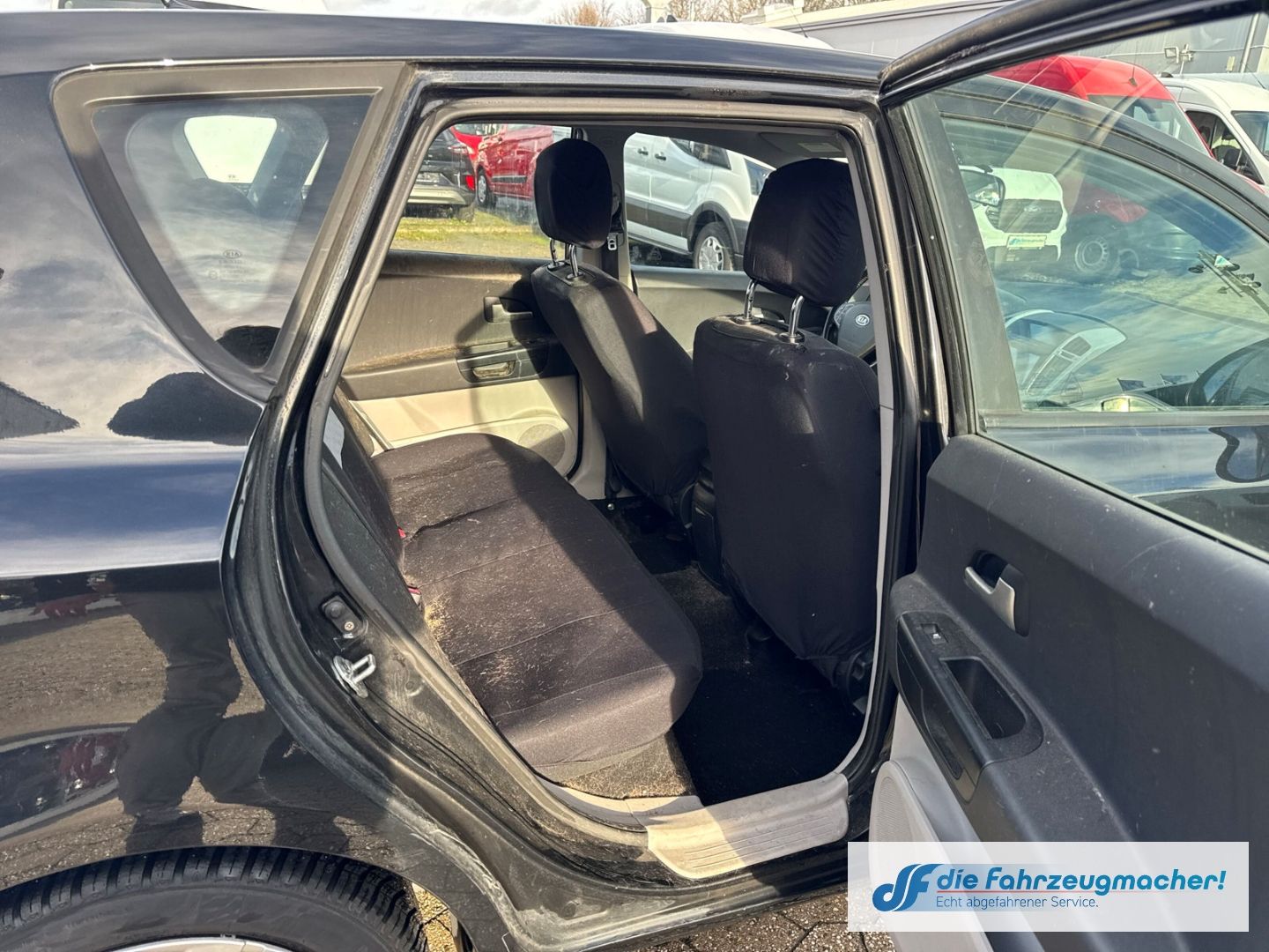 Fahrzeugabbildung Kia Ceed EX Alarm GA Klima Lichtsensor *EXPORT