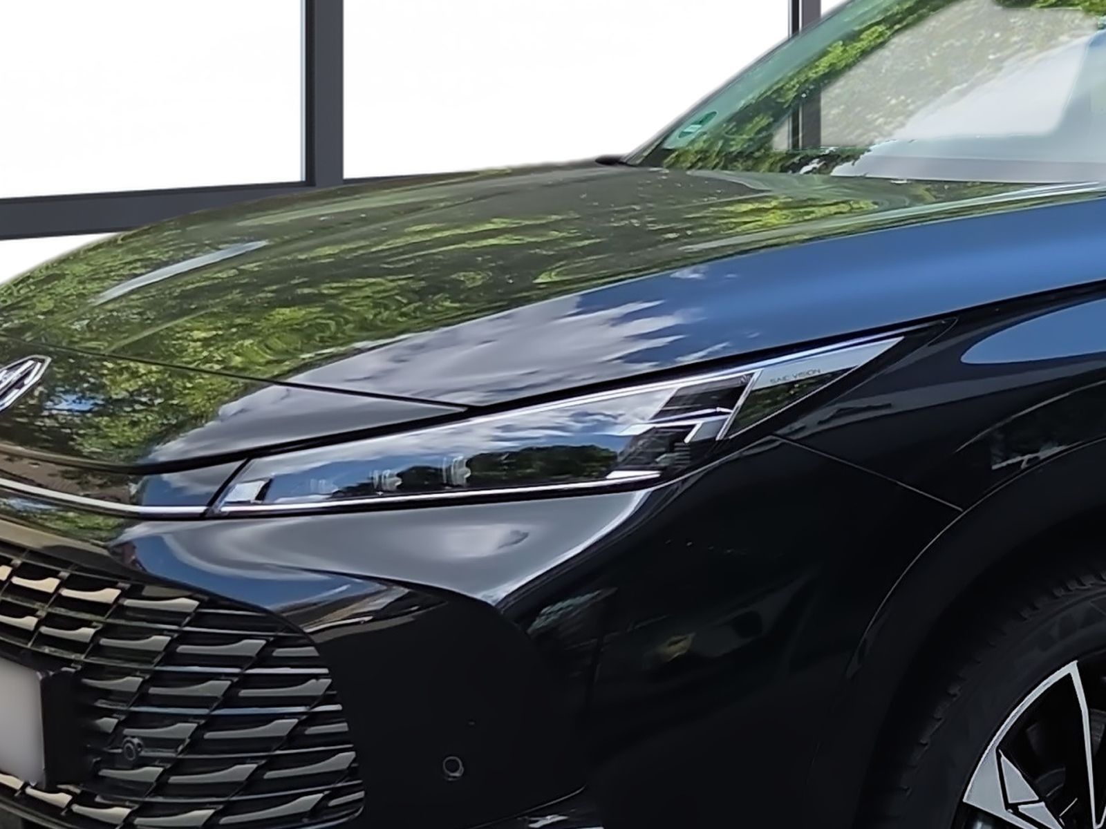 Fahrzeugabbildung MG HS 1.5 Plug-In-Hybrid 200 kW Luxury *NAVI*KLIMA*