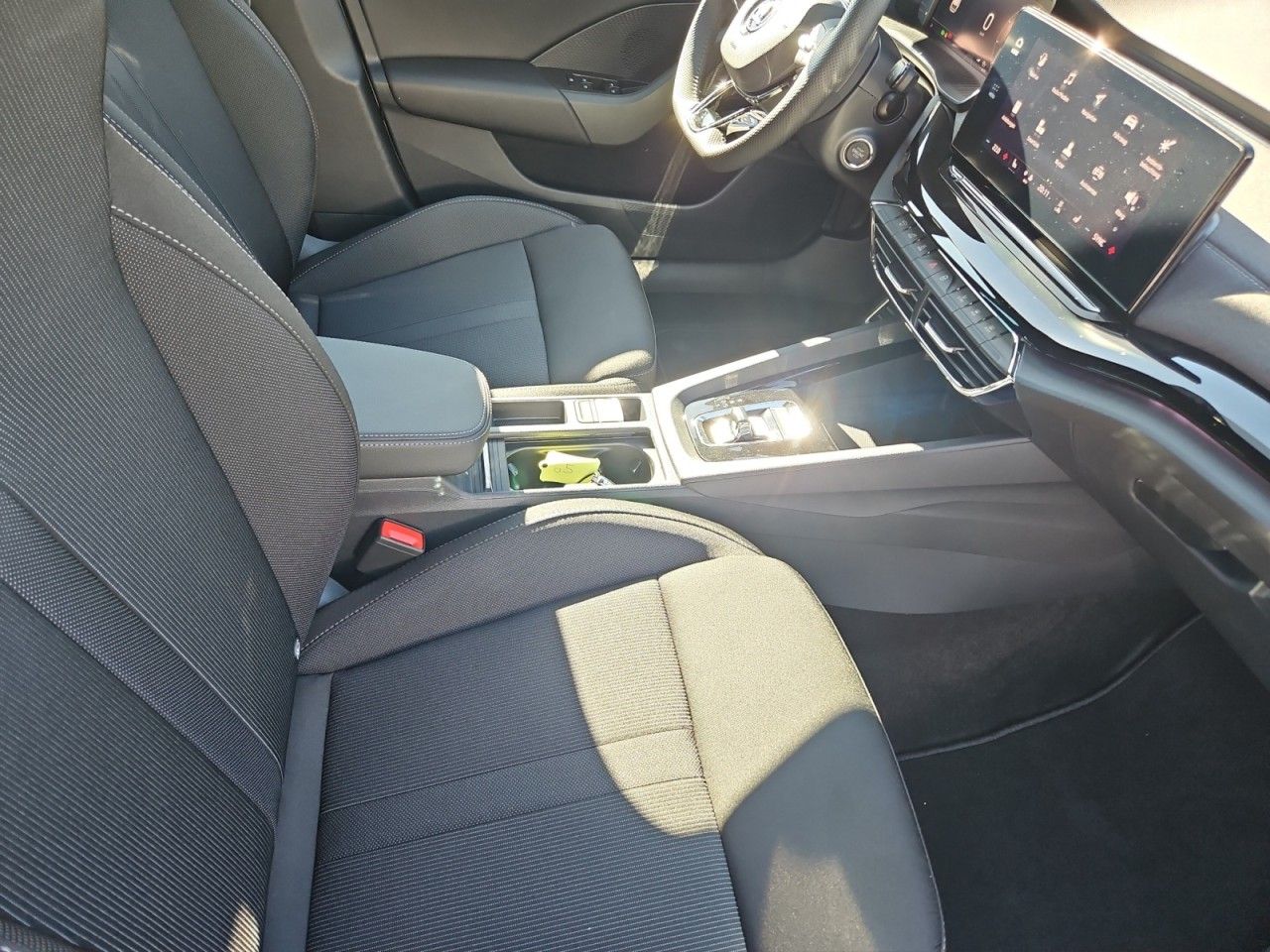 Fahrzeugabbildung SKODA Octavia Combi Style 4x4 TDI DSG,Navi,AHK,Matrix