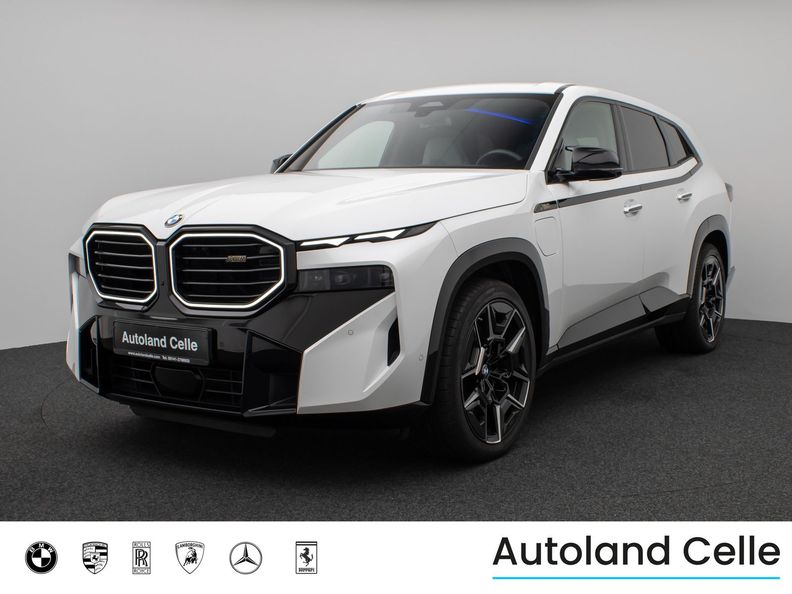 Fahrzeugabbildung BMW XM Individual M Sitze DAB B&W Massage SoftClose