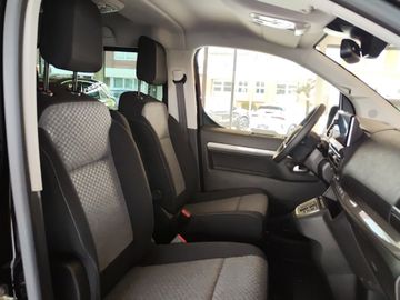 Opel Zafira Life - 12