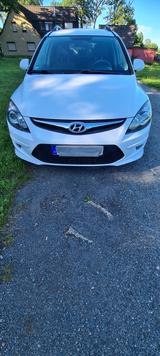 Hyundai i30 CW  1.4 blue Classic, TÜV NEU