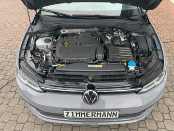 Volkswagen Golf VIII Variant Life 1.5 TSI*CarPlay*Kamera*