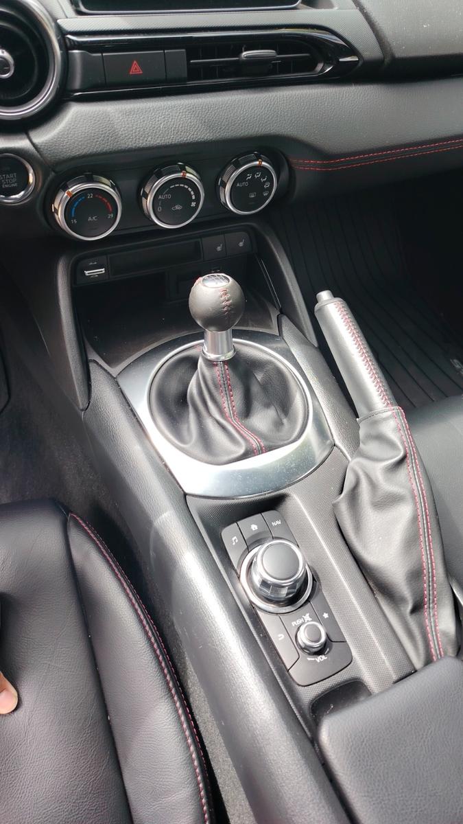 Mazda MX-5 Sports-Line RF 2.0 160PS