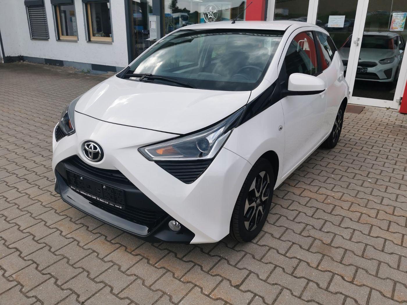 Toyota Aygo 1.0 x-play connect KAM+TEMPO+ALU+MIRRORLINK