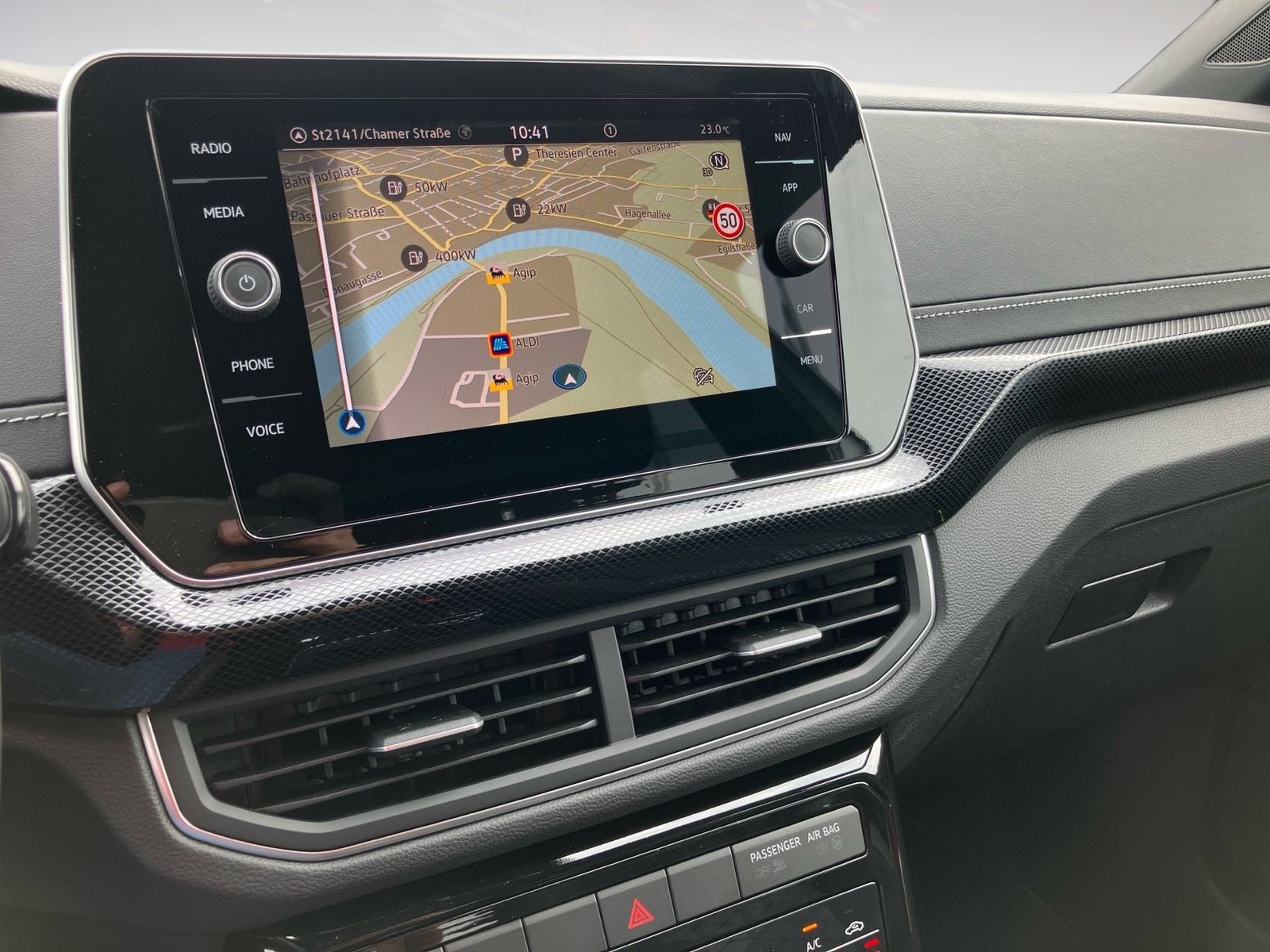 Volkswagen T-Cross - Bild 12