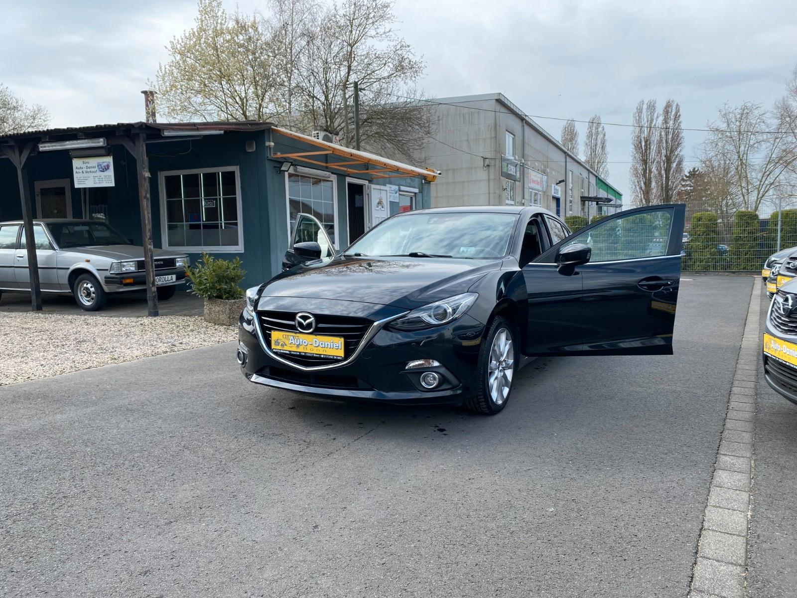 Mazda 3 2.0 1.Hand Scheckheftgepf. NAVI Xenon HUD AHK