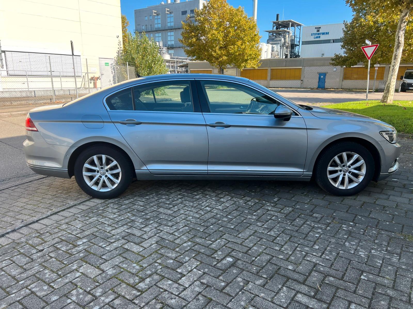 Volkswagen Passat 1.6 TDI DSG *limo*Automatik*