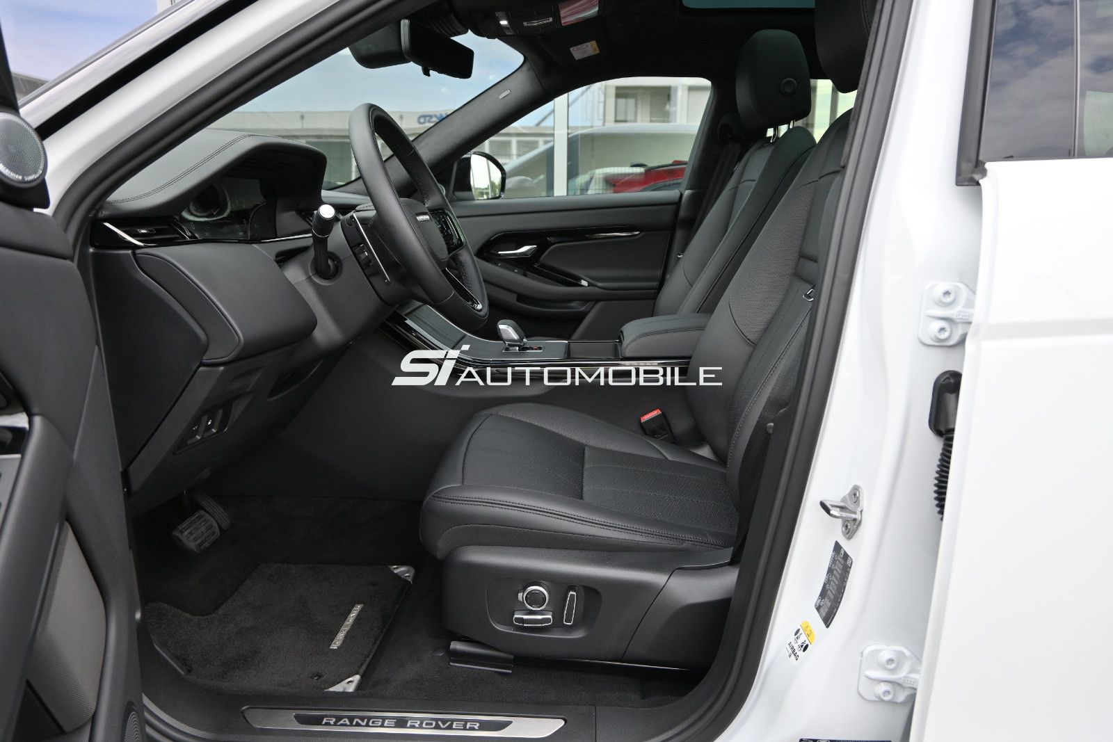 Fahrzeugabbildung Land Rover Range Rover Evoque P270e AUTOBIOGRAPHY AWD °AHK°