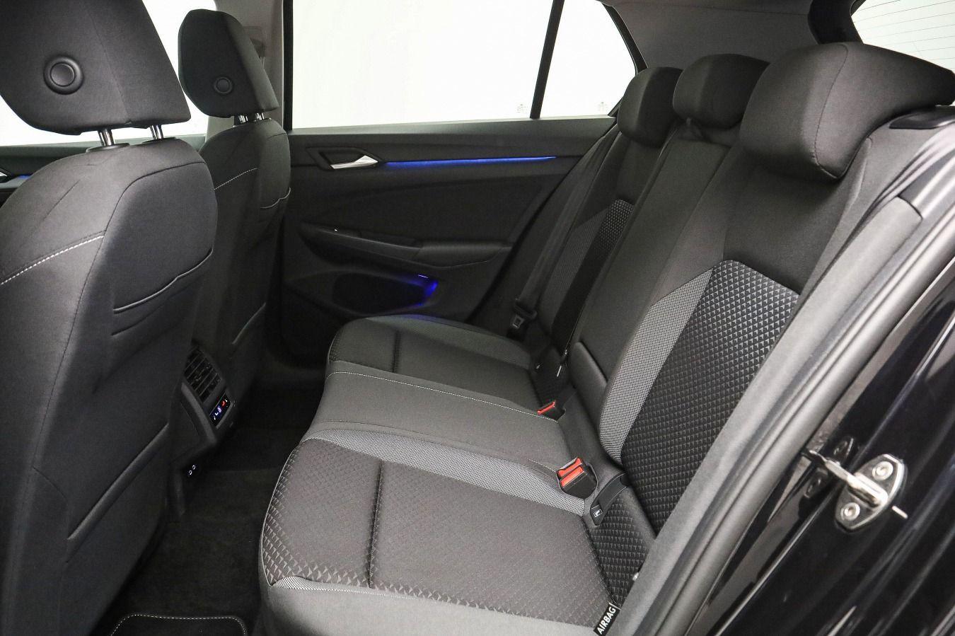 Volkswagen Golf VIII 1.5 TSI ACTIVE*IQ.LIGHT*STHZG*PDC*SHZ*, миниатюра 23