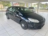 Ford Focus Lim. Champions Edition - Ford Focus: Schwarz, Edition