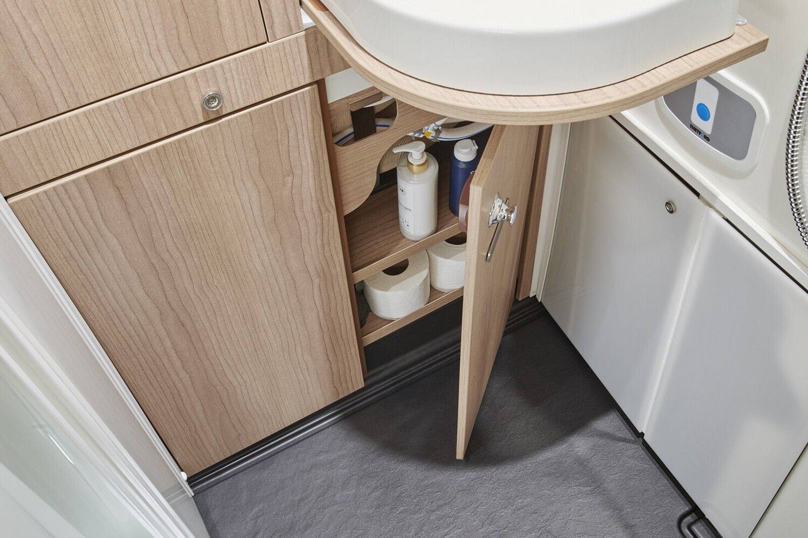 Fahrzeugabbildung Malibu Genius 641 LE Klimaautomatik, Radio DAB