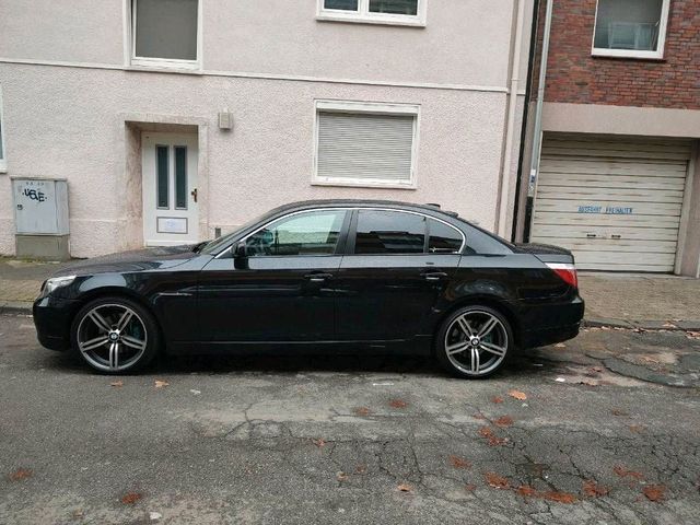 BMW E60 525 LCi Automatik neue TÜV