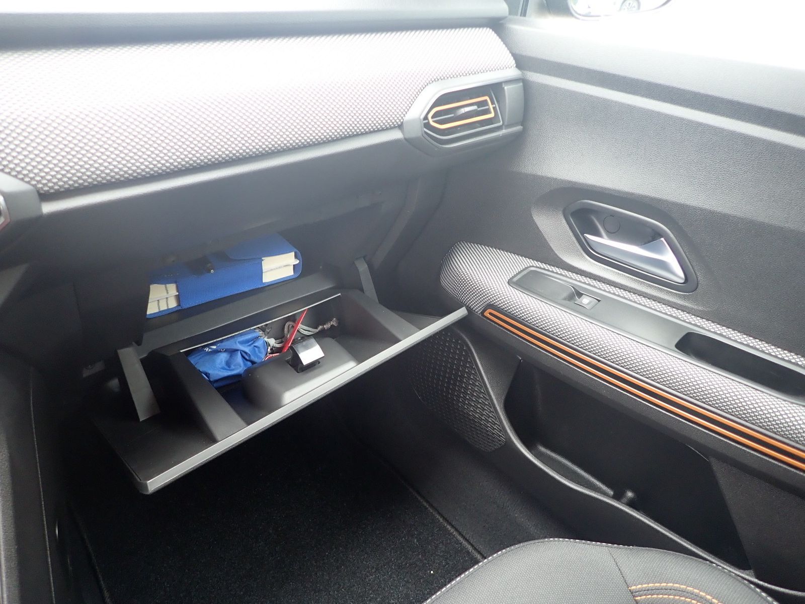 Fahrzeugabbildung Dacia Sandero Stepway Comfort TCe 100 ECO-G