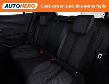 Peugeot 2008 - 9