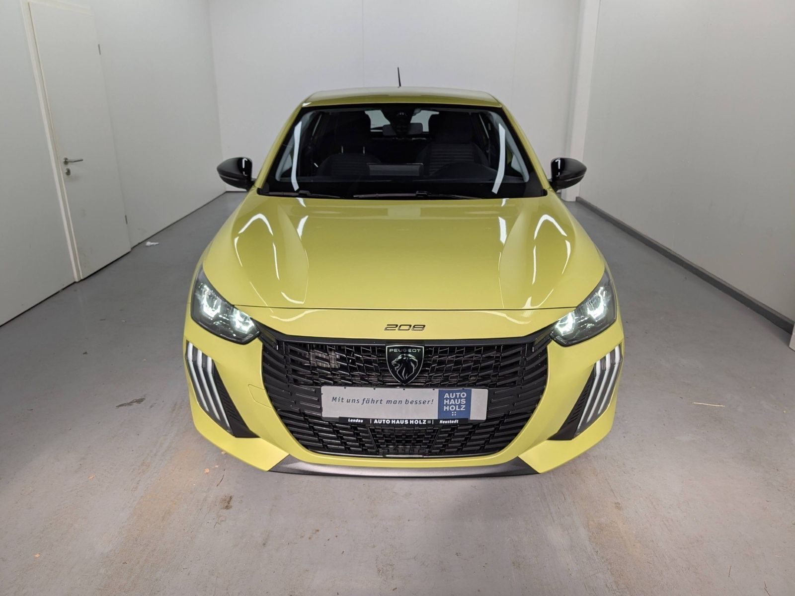 PEUGEOT 208 1.2 Active LED Klima – Bild 6