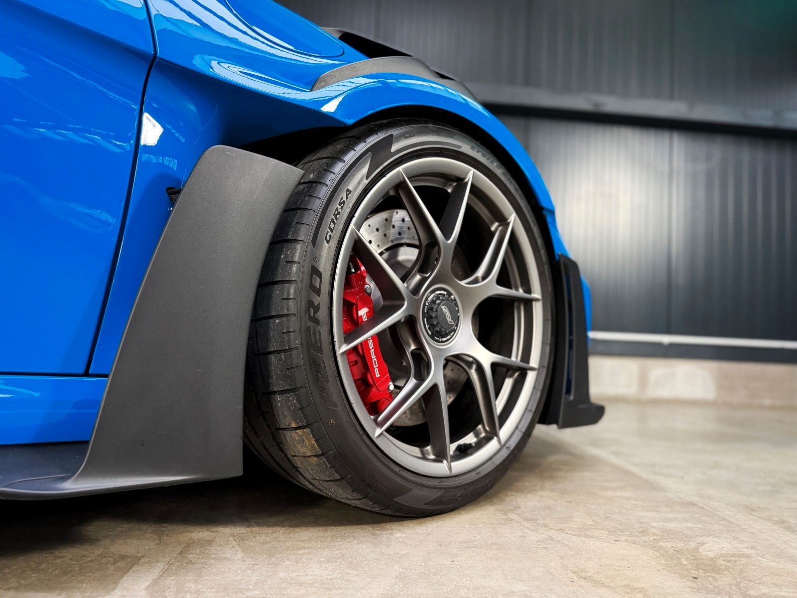 Fahrzeugabbildung Porsche 992 GT3 RS + Approved + Weissach + Sharkblue