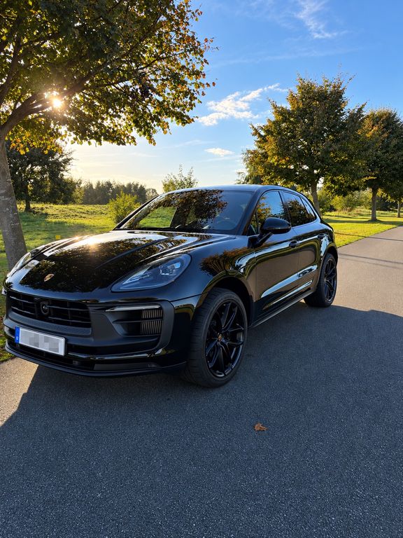 Image of Porsche Macan
