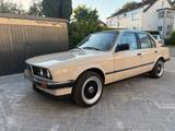 BMW E30 Limousine  Baujahr 1987  70.900 km - BMW 318 aus 1987